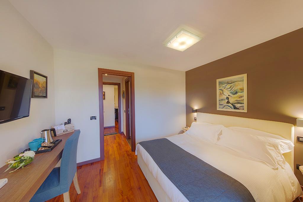 Padriciano Suite Exterior foto