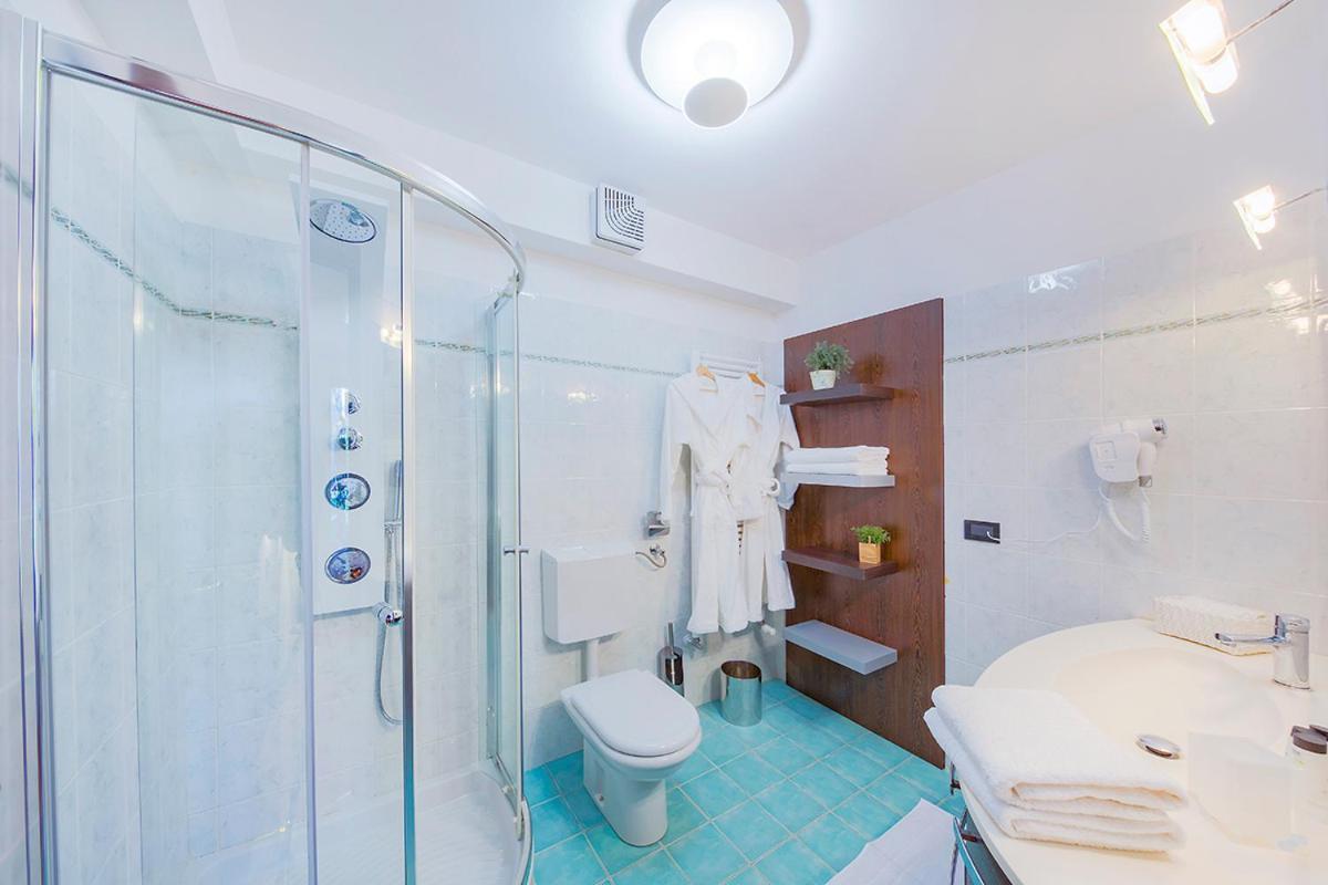 Padriciano Suite Exterior foto