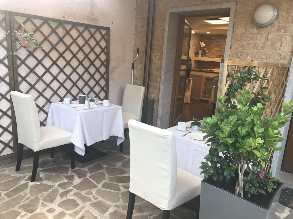 Padriciano Suite Exterior foto